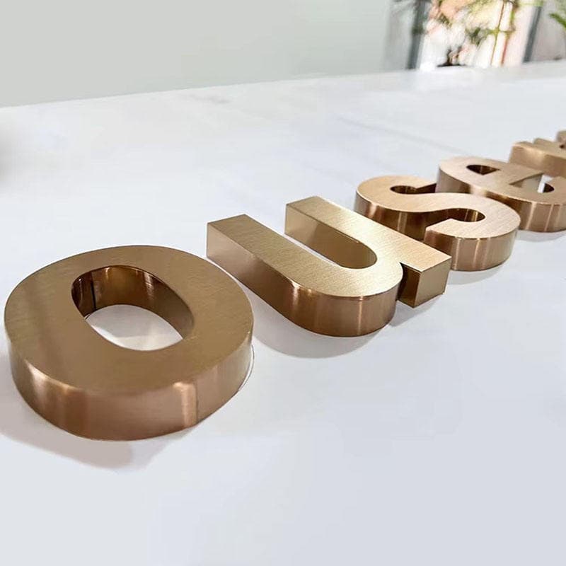 Marquee letter signs